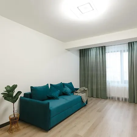 Charming, Spacious And Luxurious 2Br Apartments In Chisinau Center - Grandstay Exterior photo