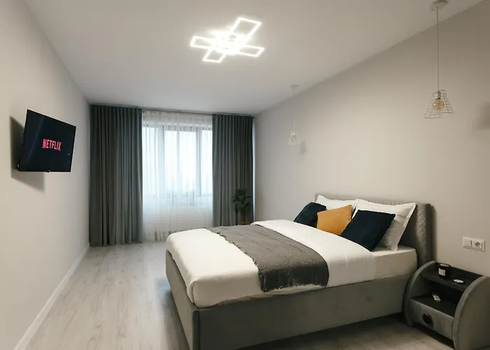Charming, Spacious And Luxurious 2Br Apartments In Chisinau Center - Grandstay